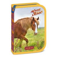 Ars Una: My Sweet Horse plnené puzdro 12,8x19,3x3,6 cm - a/r/Ars-Una-My-Sweet-Horse-plnene-puzdro-12-8x19-3x3-6-cm-1.jpg