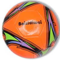 Futbalová lopta z umelej kože v neónových farbách 23cm - f/u/futbalova-lopta-z-umelej-koze-v-neonovych-farbach-23cm.jpg