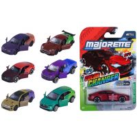 Majorette: Malé autíčko s meniacou sa farbou, rôzne druhy, 1 ks – Simba Toys - m/a/Majorette-Male-auticko-s-meniacou-sa-farbou-rozne-druhy-1-ks---Simba-Toys-1.jpg