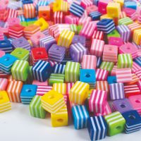 PlayBox: Sada pásikavých farebných korálok, 300 kusov - p/l/PlayBox-Sada-pasikavych-farebnych-koralok-300-kusov-1.jpg
