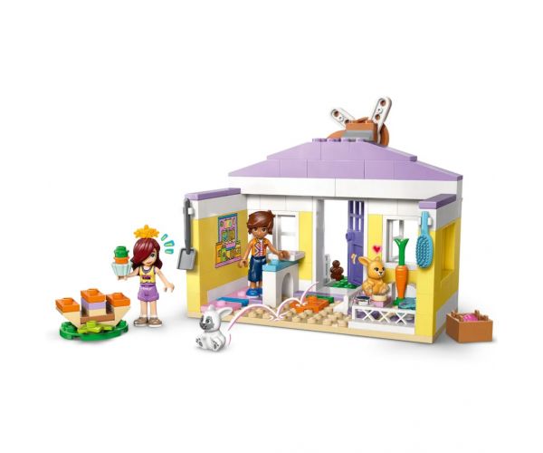 LEGO® Friends: Srdcové jazero zajačik (42679)
