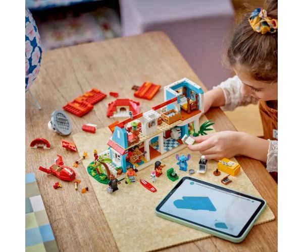 LEGO® Disney: Lilo a Stitchov plážový dom (43268)