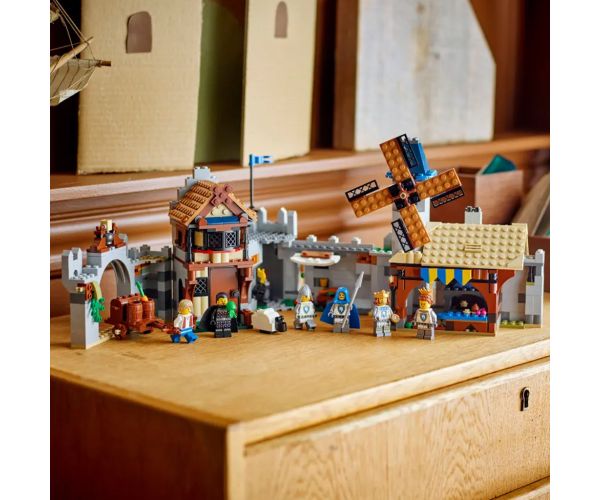 LEGO® Creator: Stredoveký rytiersky hrad (31168)