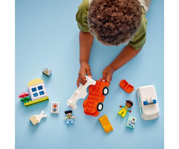 LEGO® DUPLO®: Záchranné auto a záchranár (10447)
