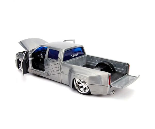 1999 Chevy Silverado Dooley kovové autíčko 1/24 - Simba Toys