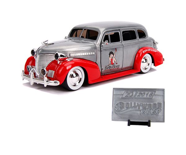 1939 Chevy Master Deluxe fém autómodell 1/24 - Simba Toys
