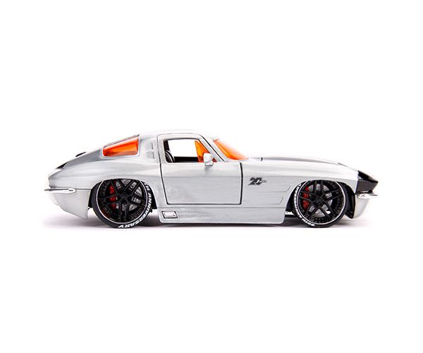 1963 Chevy Sting Ray fém autómodell 1/24 - Simba Toys