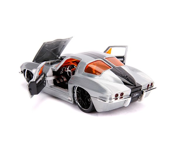 1963 Chevy Sting Ray fém autómodell 1/24 - Simba Toys