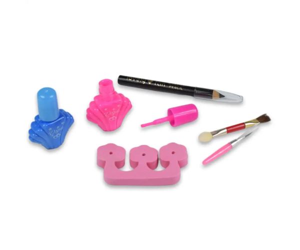 Cute Girl: Make-up set s paletou farieb, lakom na nechty a leskmi na pery