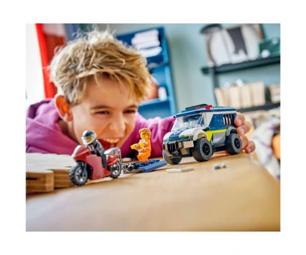 LEGO® City: Policajný prepravník väzňov (60479)