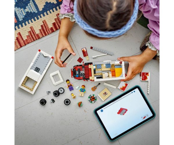 LEGO® City: Karavan pre dobrodružnú dovolenku (60454)