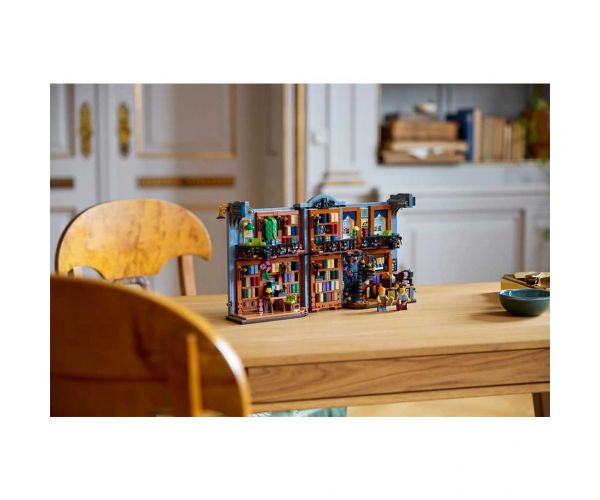 LEGO® Icons: Knižný kútik: Knižnica (11379)