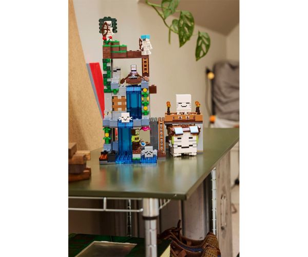 LEGO® Minecraft: Duchovný portál (21597)