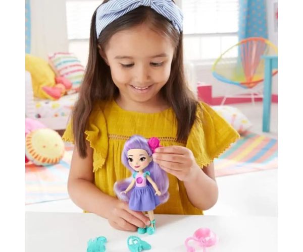 Sunshine: Bábika Blair s príslušenstvom 15cm - Mattel
