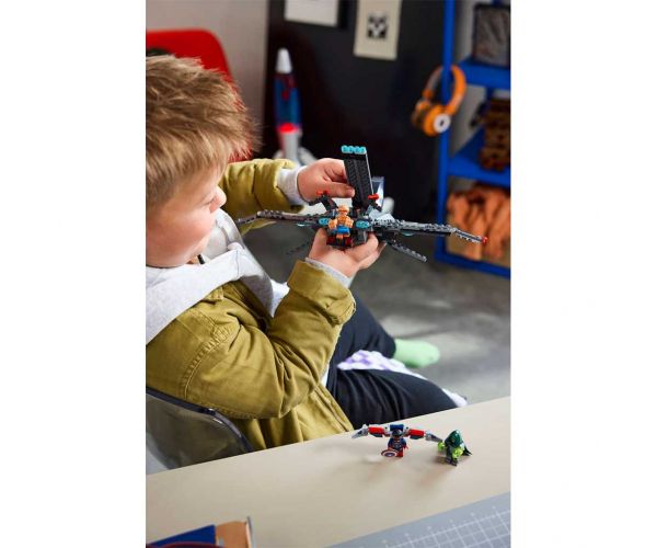 LEGO® Marvel: Avengers: Prebudenie Doctora Dooma Quinjet (76347)