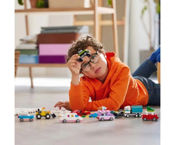 LEGO® Classic: Kreatív vozidlá (11036)