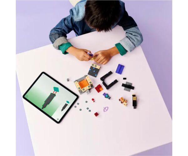 LEGO® Minecraft: Cesta k bráne do Podsvetia a Konečnému portálu (21584)