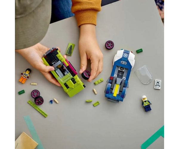 LEGO® City: Naháňačka s policajným autom a športovým autom (60415)
