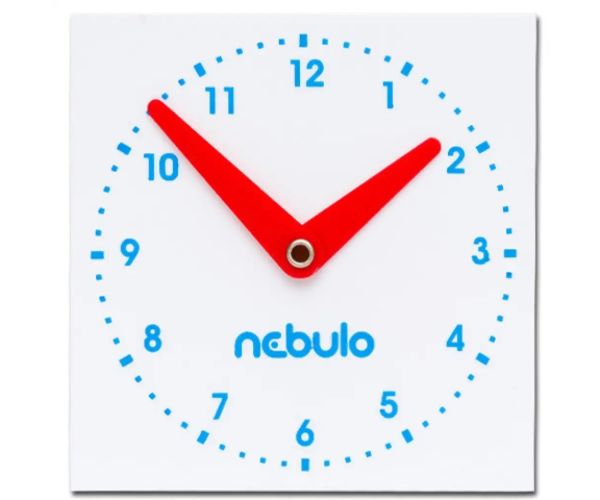 Nebulo: Plastový analógový ciferník