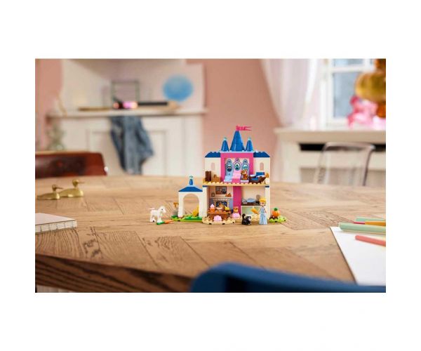 LEGO® Disney™: Popoluška zámok a jej zvieracími priateľmi (43283)