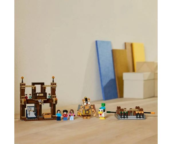 LEGO® Minecraft: Bojisko pri lesnom dome (21272)