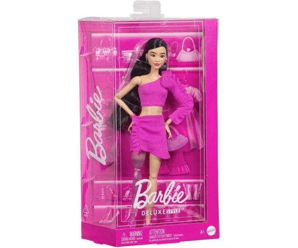 Barbie: Trendi barátnők - Fekete hajú baba - Mattel