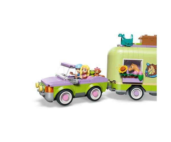 LEGO® Friends: Nákladný príves pre kone a jazdcov (42695)
