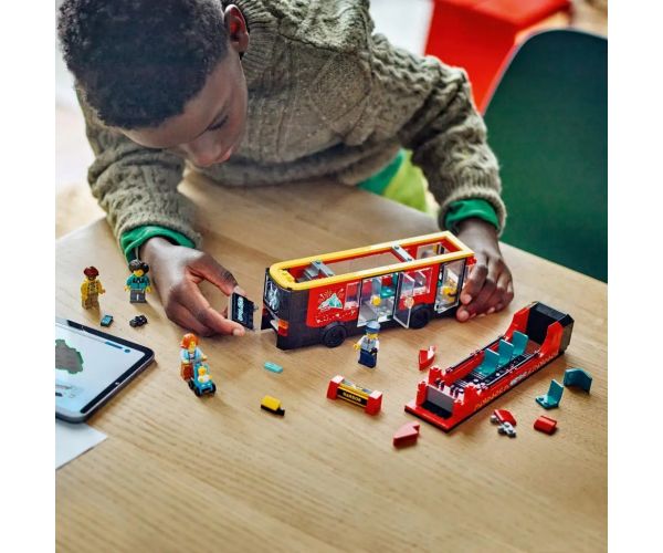 LEGO® City: Červený poschodový turistický autobus (60407)