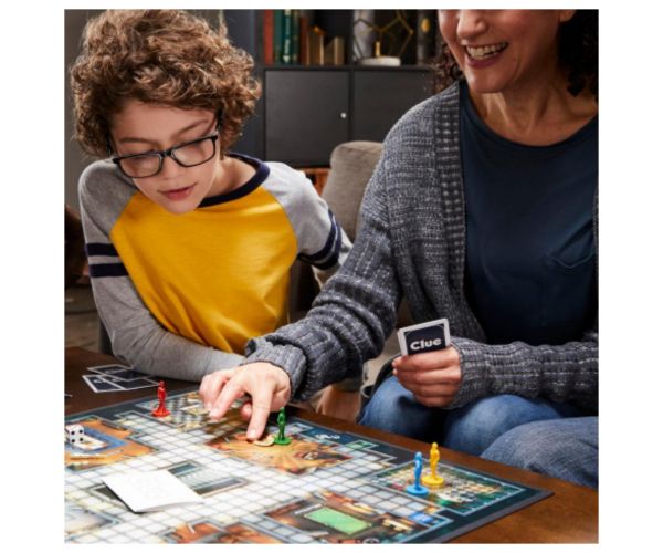 Cluedo - Klasszikus bűnügyi detektív társasjáték - Hasbro
