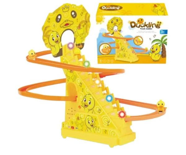Duckling zábavný park so šmykľavkou a výťahom