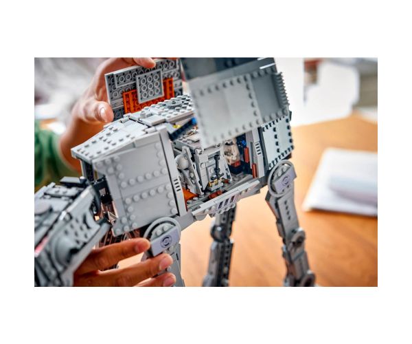 LEGO® Star Wars™: AT-AT™ kráčajúci stroj Znovuzrodenej ríše s INT-4