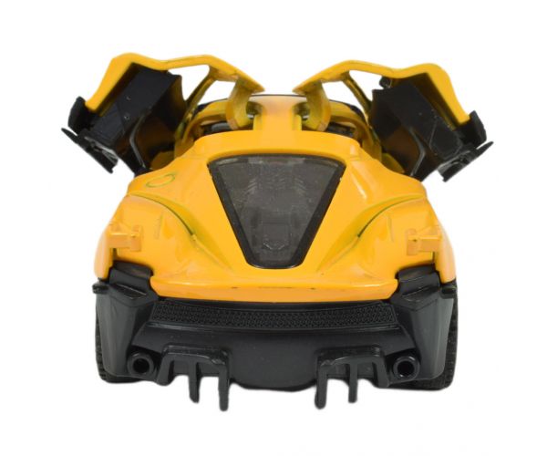 Die-Cast: Fém luxus sportautó nyitható ajtóval, többféle változatban 12cm 1db