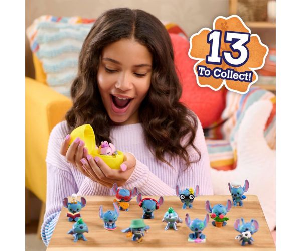 Disney Stitch mini meglepetés figura ananász formájú kapszulában 4. széria 1db