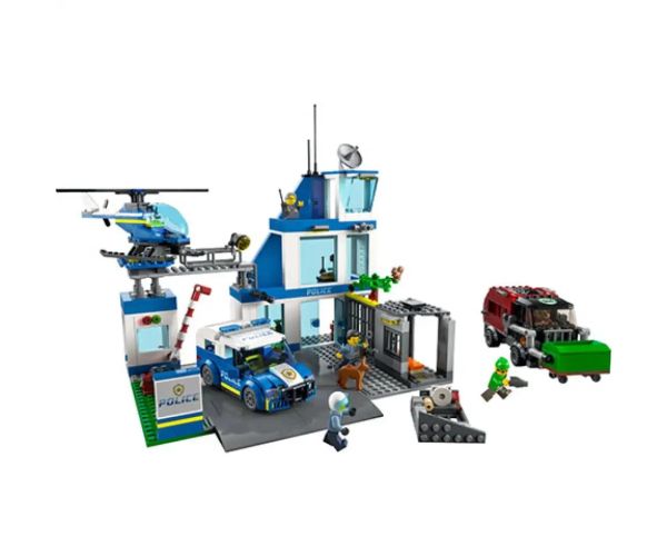 LEGO® City: policajná stanica (60316)
