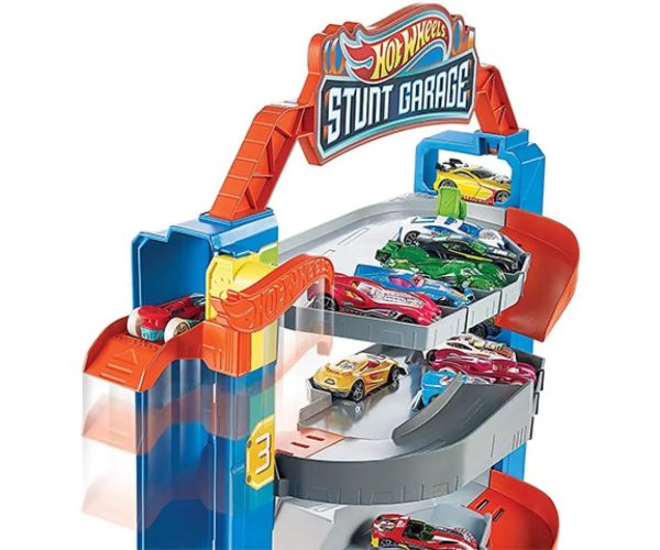 Hot Wheels Kaskadérska garáž dráha s autíčkom - Mattel
