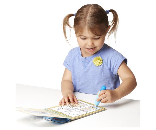Színes és formák mágikus színező füzet - Melissa & Doug