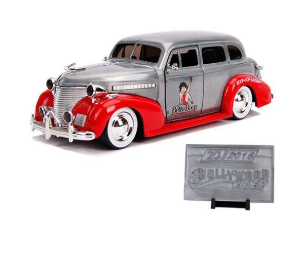 1939 Chevy Master Deluxe kovové autíčko 1/24 - Simba Toys