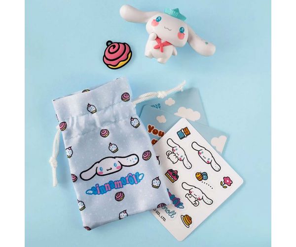 Hello Kitty: Cinnamoroll Figura Dobozban kiegészítőkkel 6cm