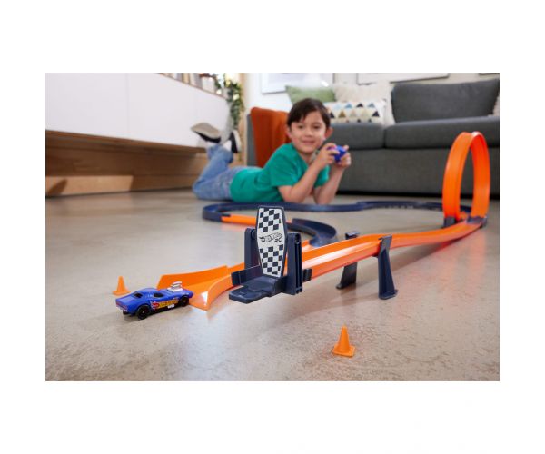 Hot Wheels: RC Speed Challenge távirányítós pályaszett - Mattel