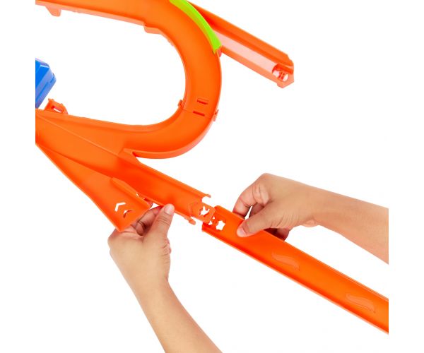 Hot Wheels Stunt Tracks: Ütközés a levegőben pályaszett kisautóval – Mattel