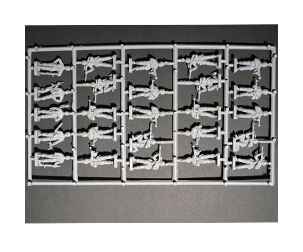 Italeri 1/72 German Paratroopers Német katonai figurák makett