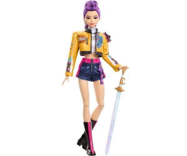 K-Pop Démonvadászok: Rumi divatbaba karddal – Mattel