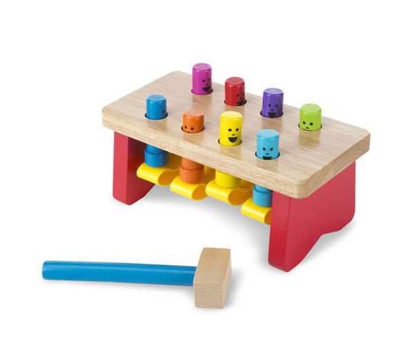 Kalapálós asztal fa készségfejlesztő - Melissa & Doug