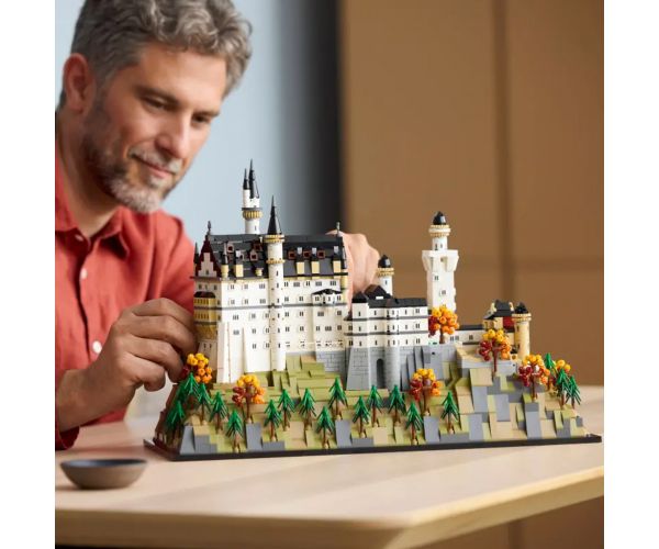 LEGO® Architecture: Neuschwanstein kastély (21063)