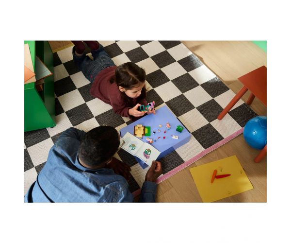 LEGO® Bluey™: Nagyik Bingóval és Bluey-val (11216)