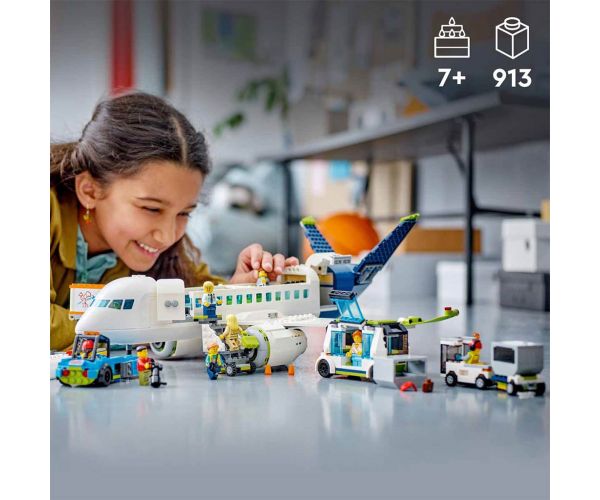 LEGO® City: Utasszállító repülőgép (60367)