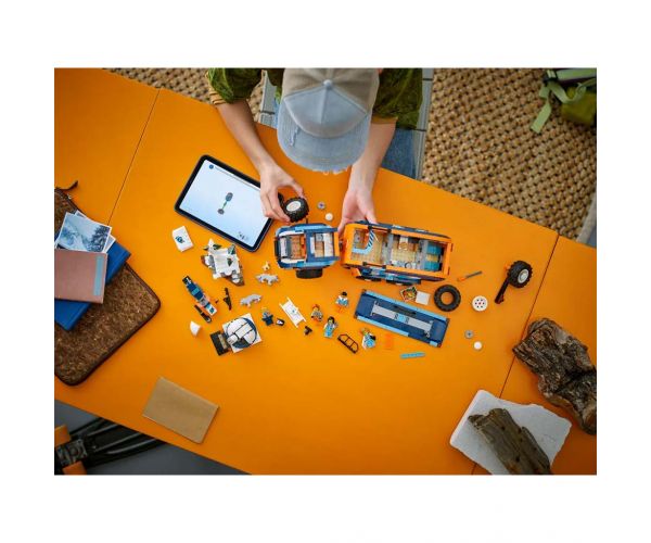 LEGO® City: Sarkvidéki felfedezők mozgó laborja (60471)