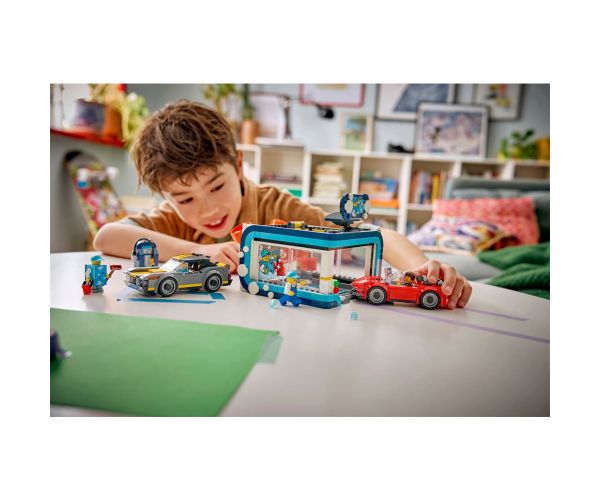 LEGO® City: Önkiszolgáló autómosó (60497)