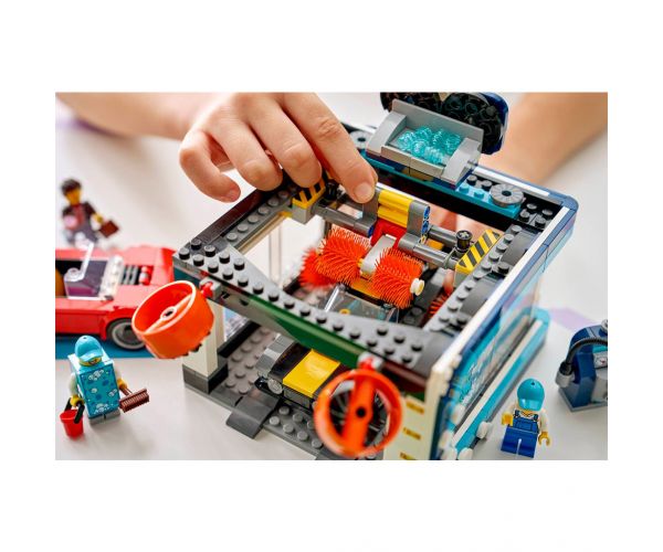 LEGO® City: Önkiszolgáló autómosó (60497)