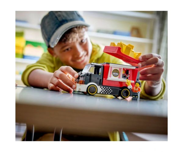 LEGO® City: Sültkrumpli-árus büfékocsi (60488)